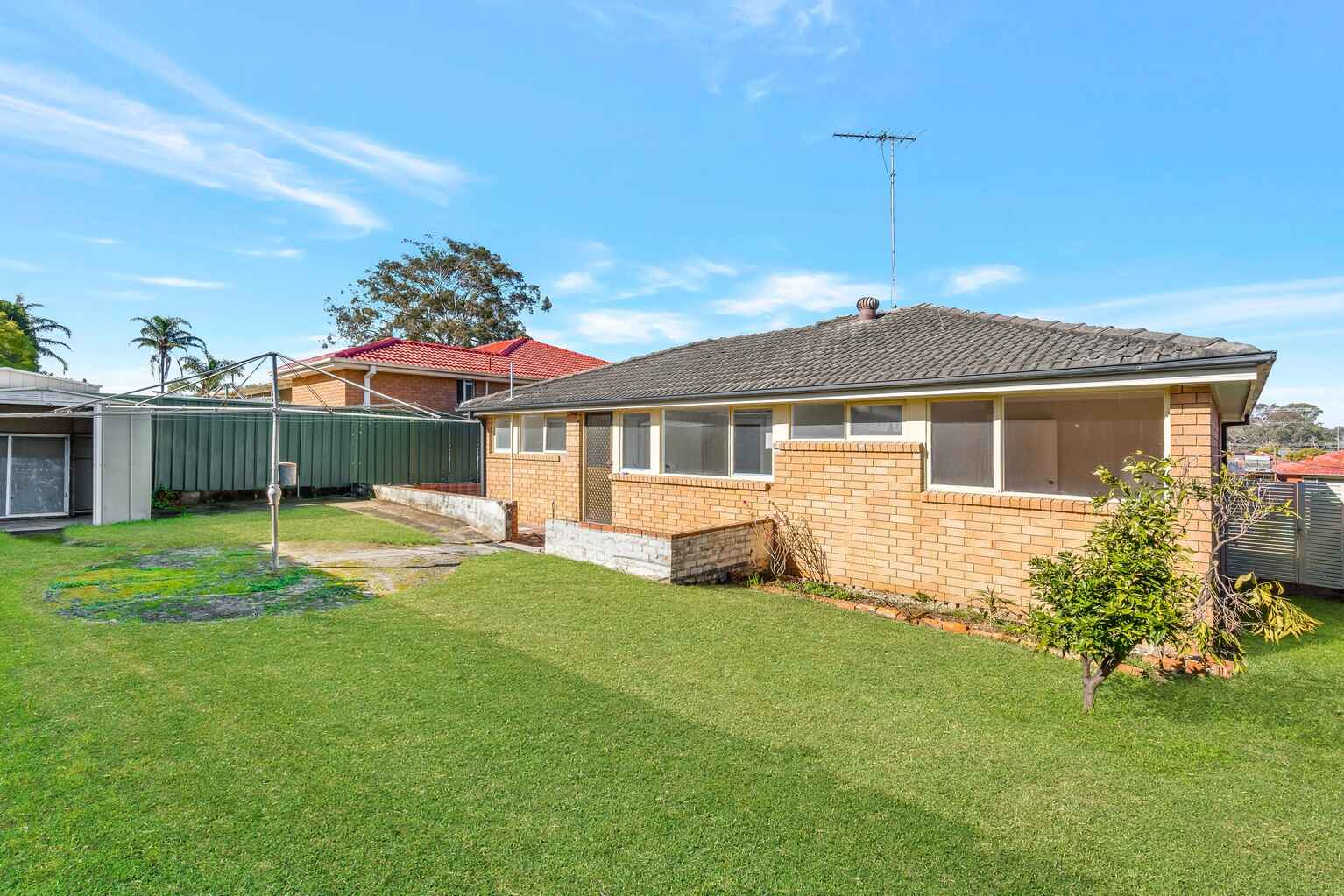 9 Loddon Crescent Campbelltown 9 Loddon Crescent Campbelltown