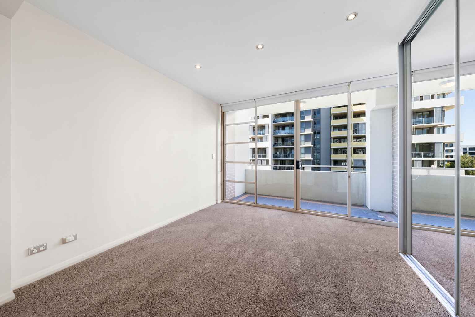 74/109 -123 O'Riordan Street Mascot