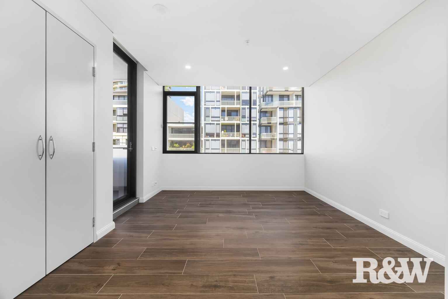 452/1C Betty Cuthbert Avenue Sydney Olympic Park