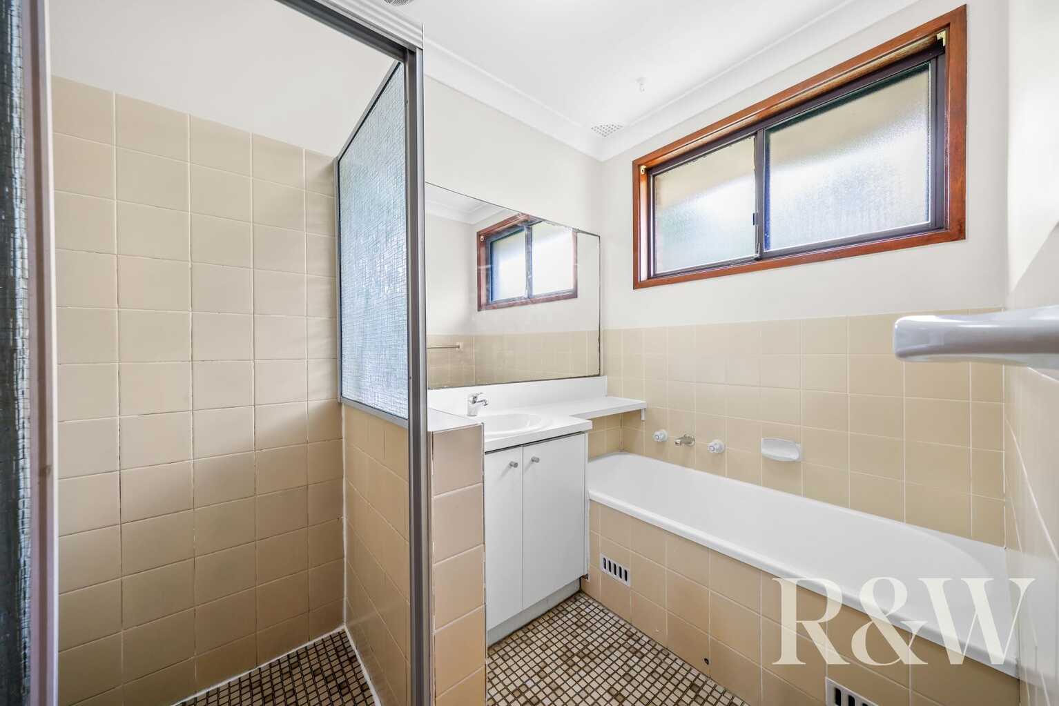 11 Hudson Place Ingleburn 11 Hudson Place Ingleburn