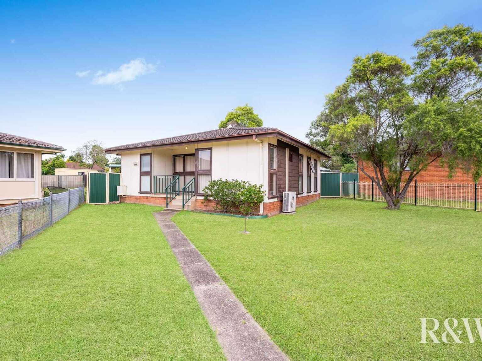 8 Hindemith Avenue Emerton 8 Hindemith Avenue Emerton