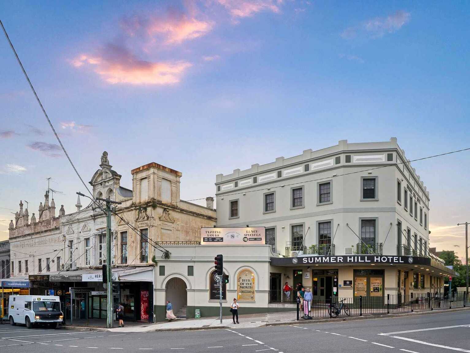 9/151a Smith Street Summer Hill