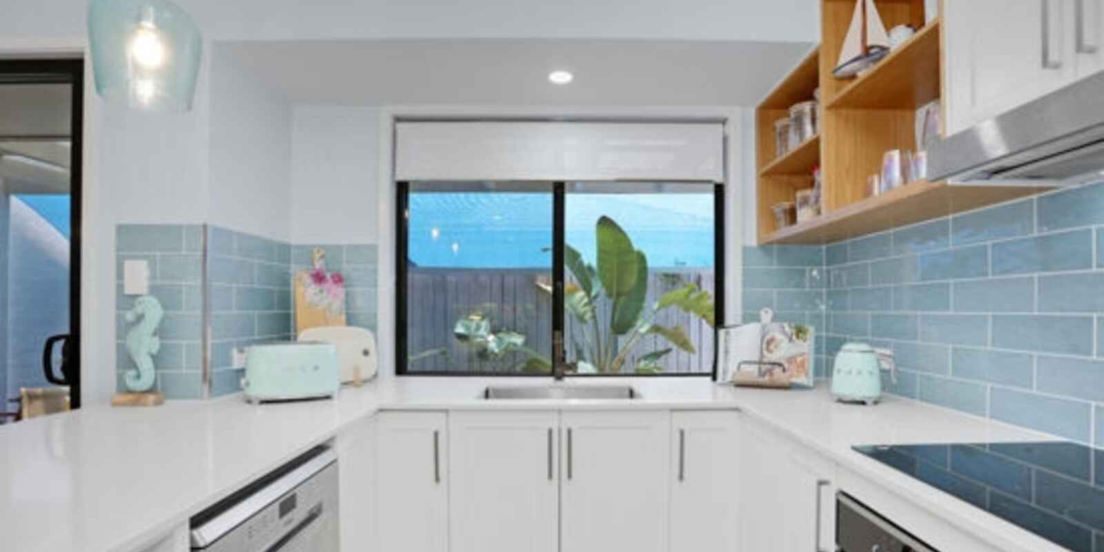 2 Seafarer Court Sandstone Point