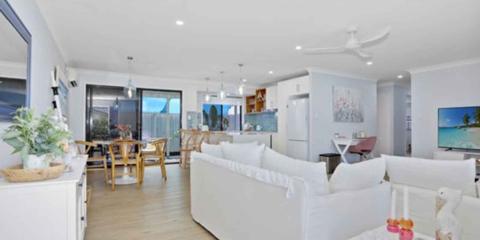 2 Seafarer Court Sandstone Point