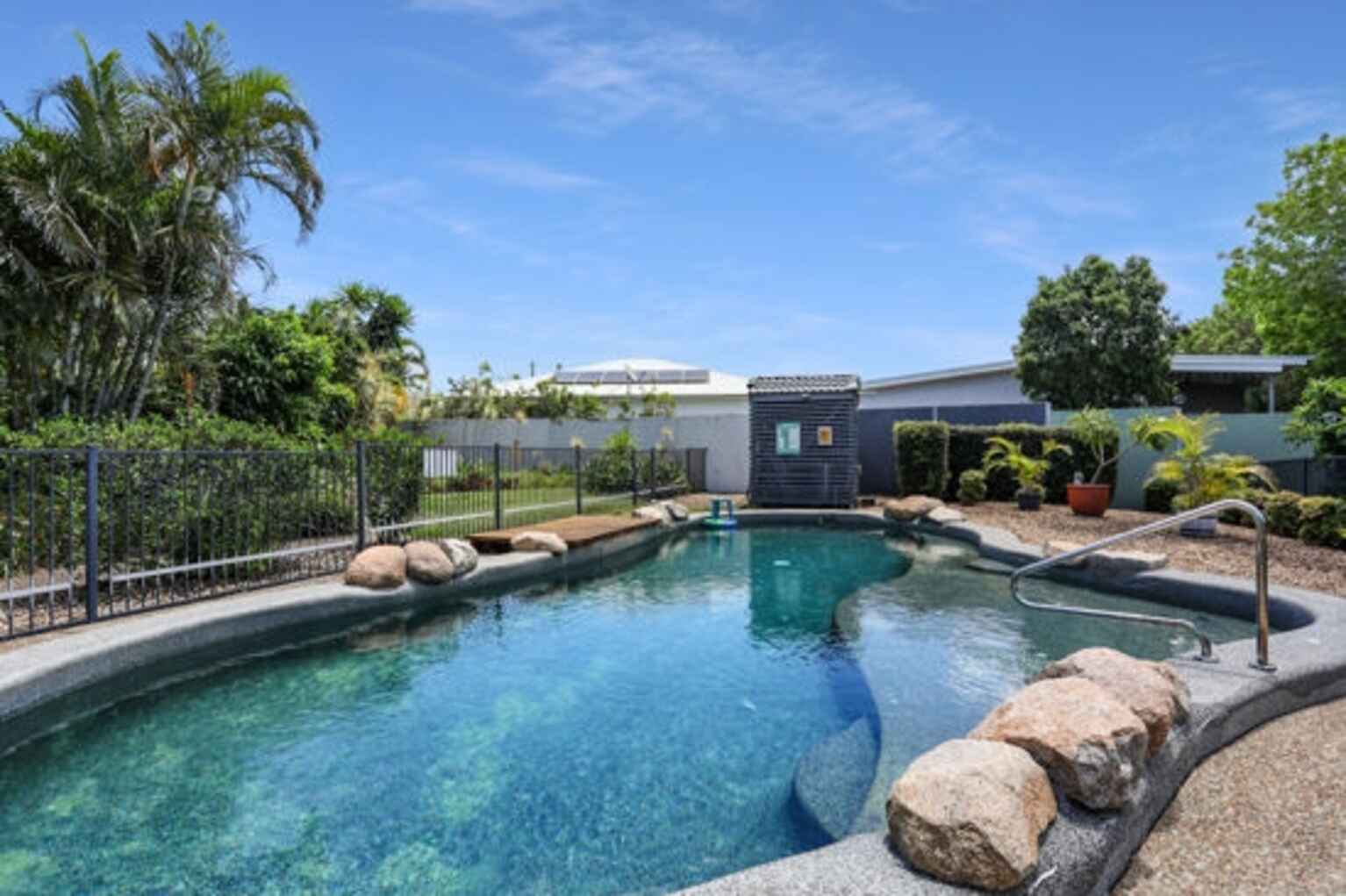 2 Seafarer Court Sandstone Point