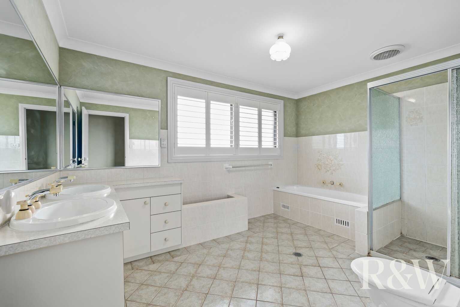 9 Mekong Place Kearns 9 Mekong Place Kearns