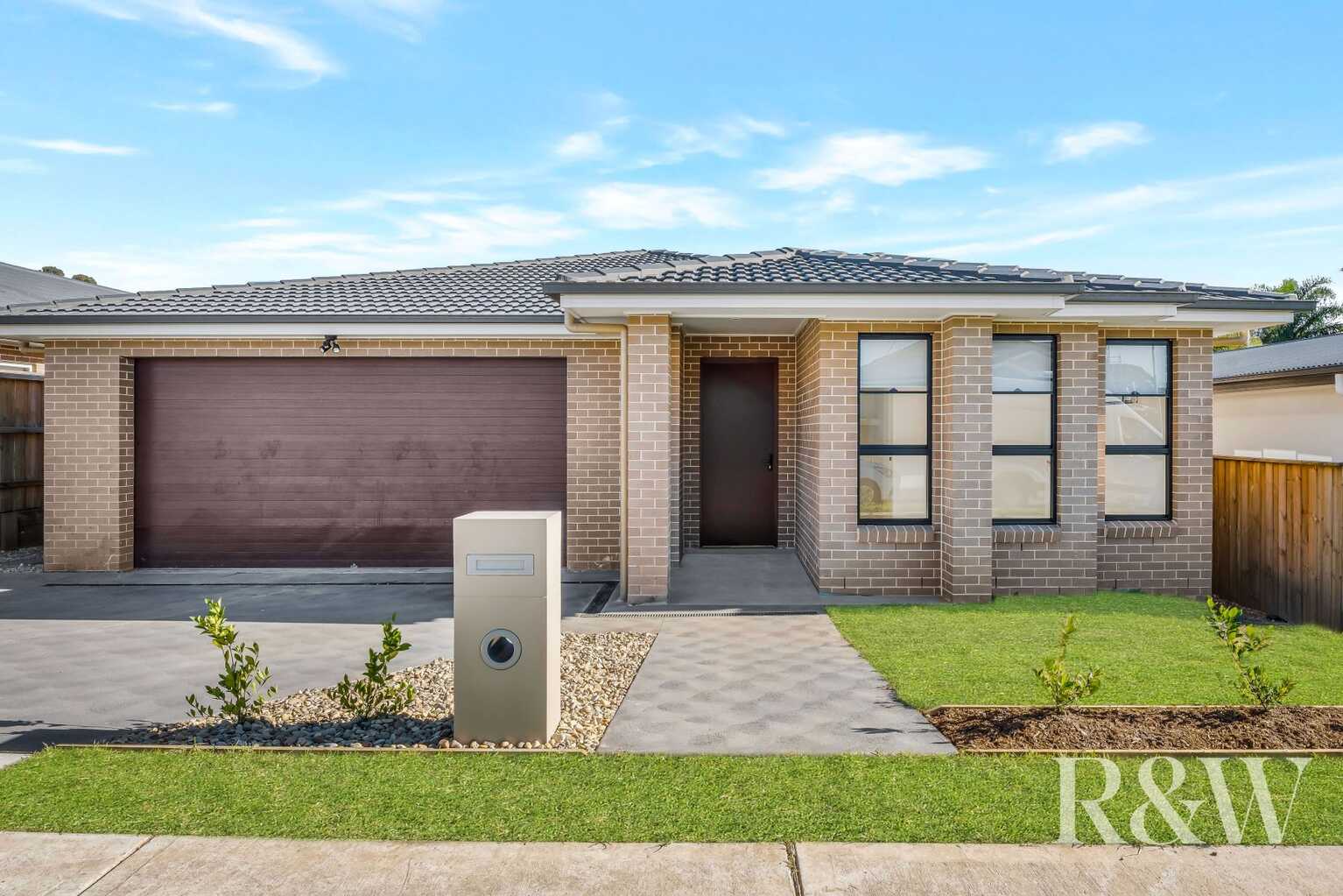 60 & 60A Dunstan Drive Bradbury 60 & 60A Dunstan Drive Bradbury