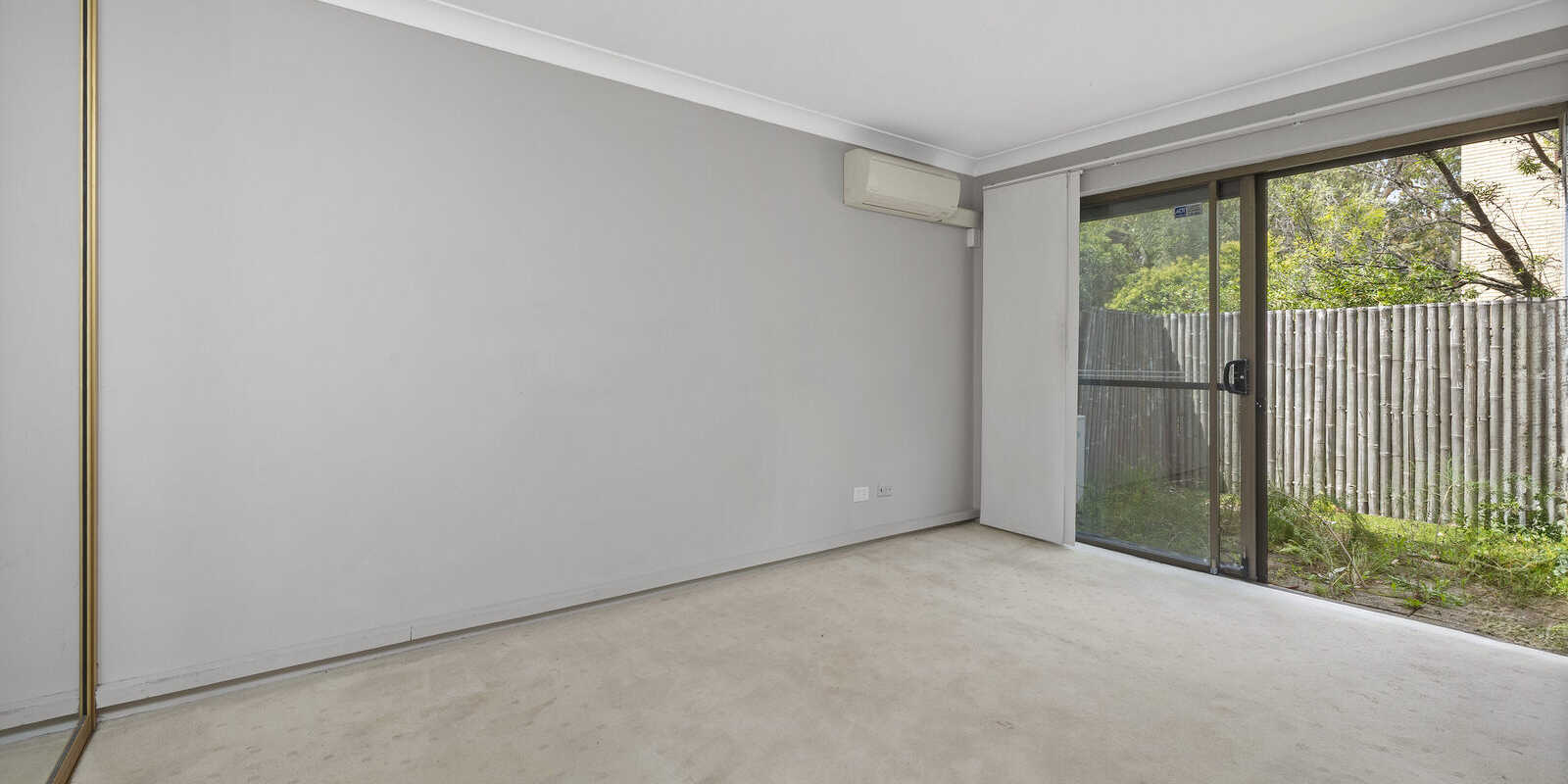 2/87 Flora Street Sutherland
