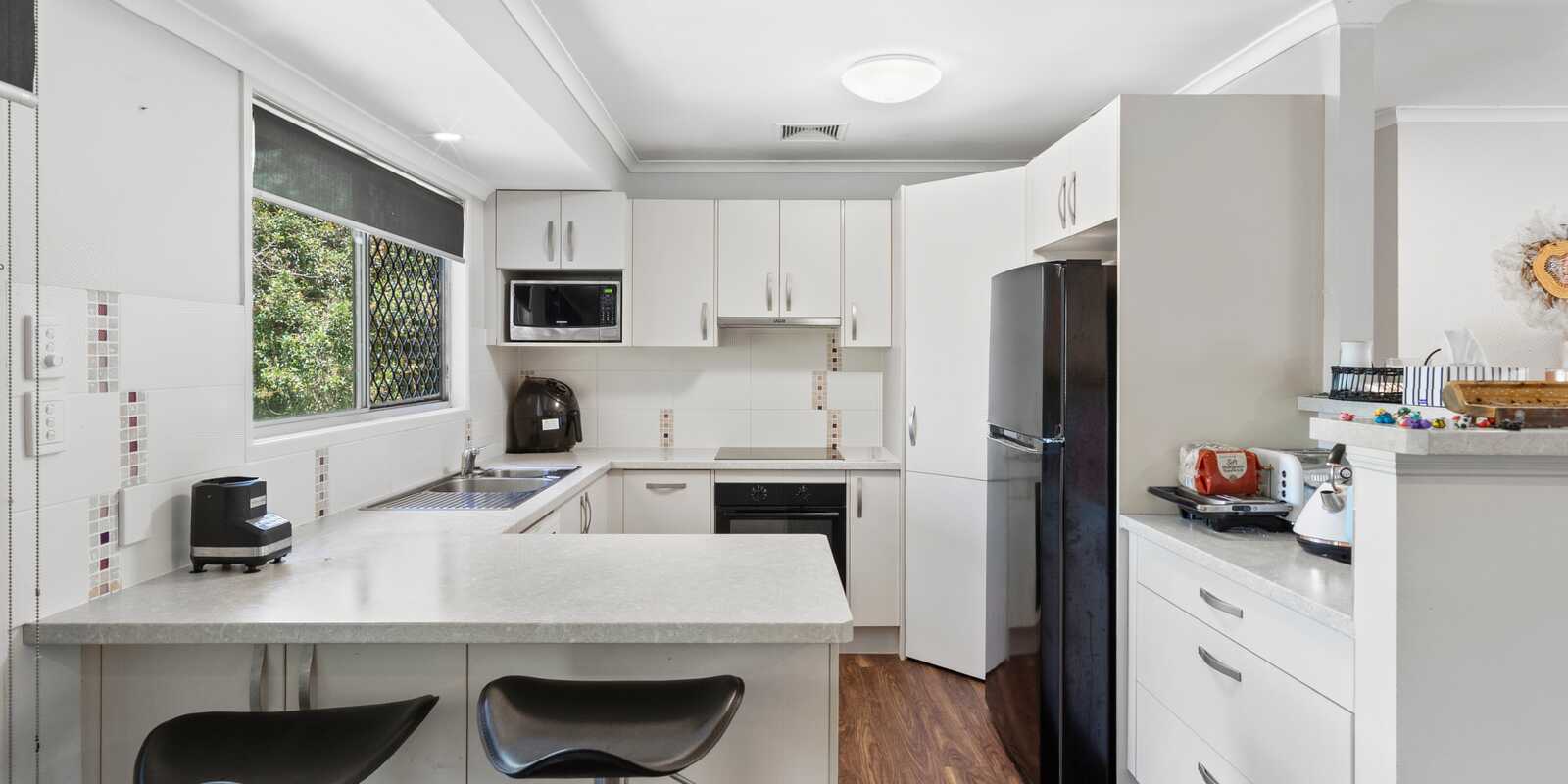 9 Wairoa Drive Strathpine 9 Wairoa Drive Strathpine