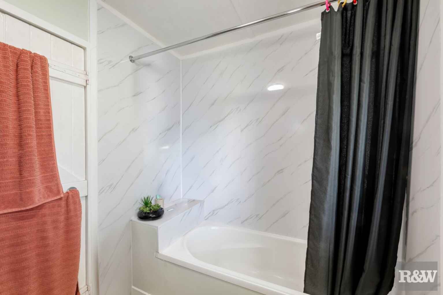 47 Gibsons Road Burnett Heads