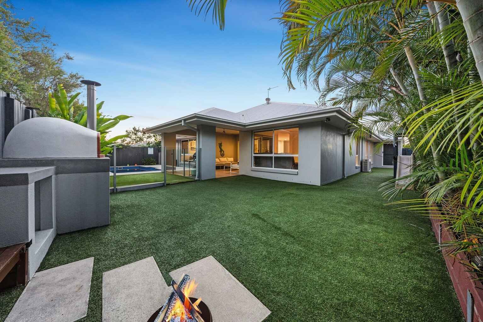 10 Tomoka Close Peregian Springs
