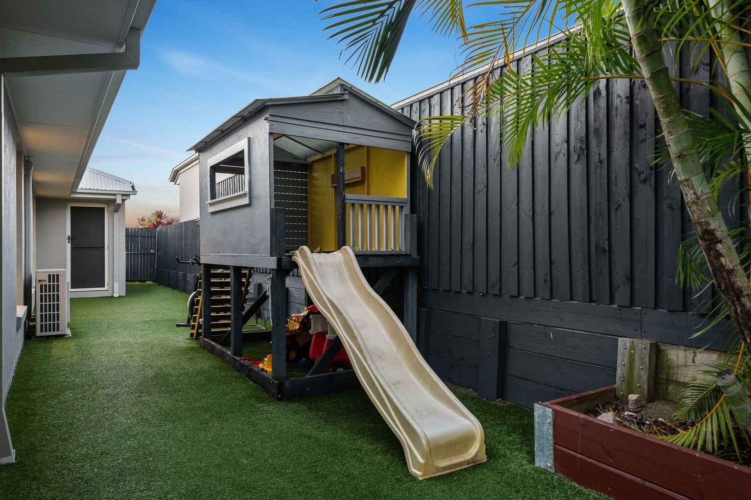 10 Tomoka Close Peregian Springs