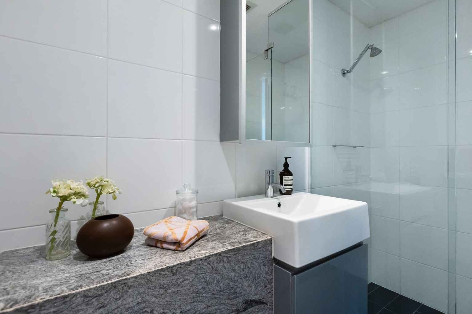 521/81 Macleay Street Potts Point 521/81 Macleay Street Potts Point