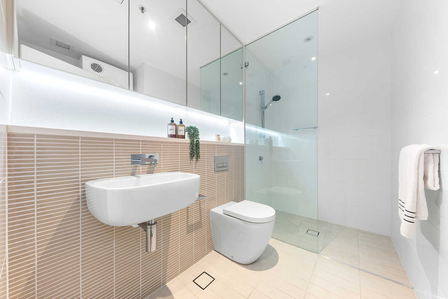 208/245 Pacific Highway North Sydney 208/245 Pacific Highway North Sydney