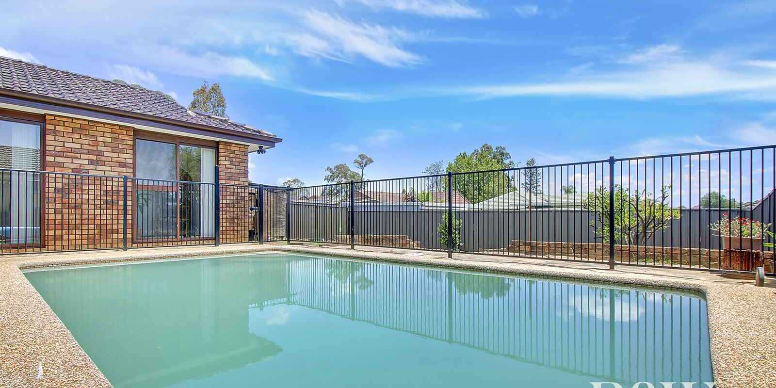 17 Eucumbene Place St Clair