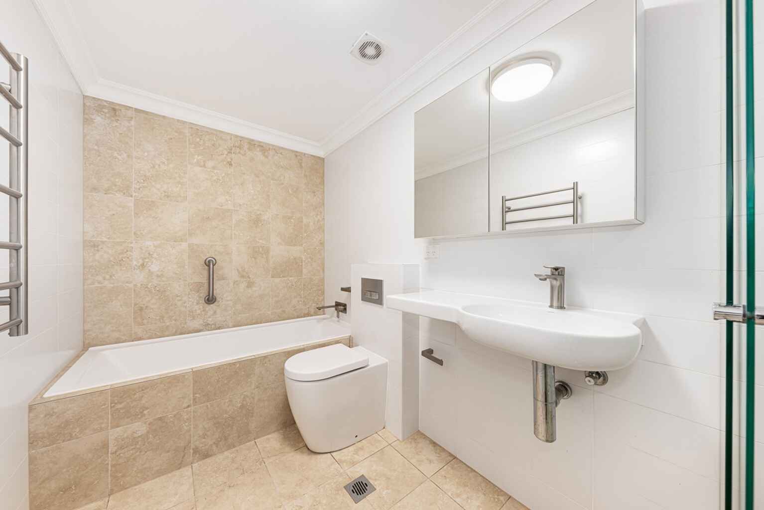 73/244 Mowbray Road Chatswood