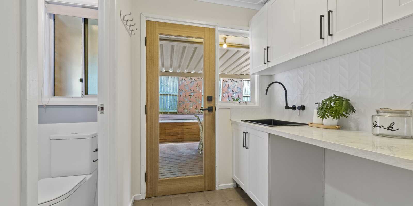 22 Warrawilla Road Wyoming 22 Warrawilla Road Wyoming