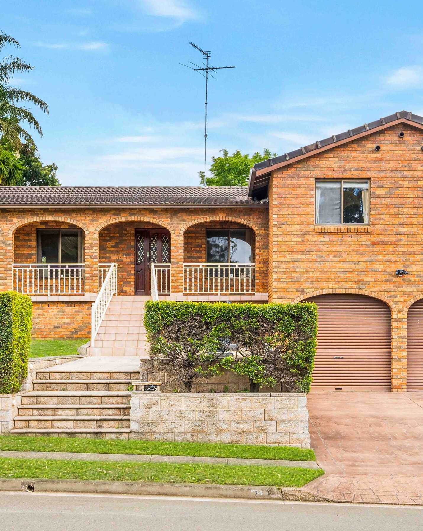2 Barron Place, Bossley Park - Image 1