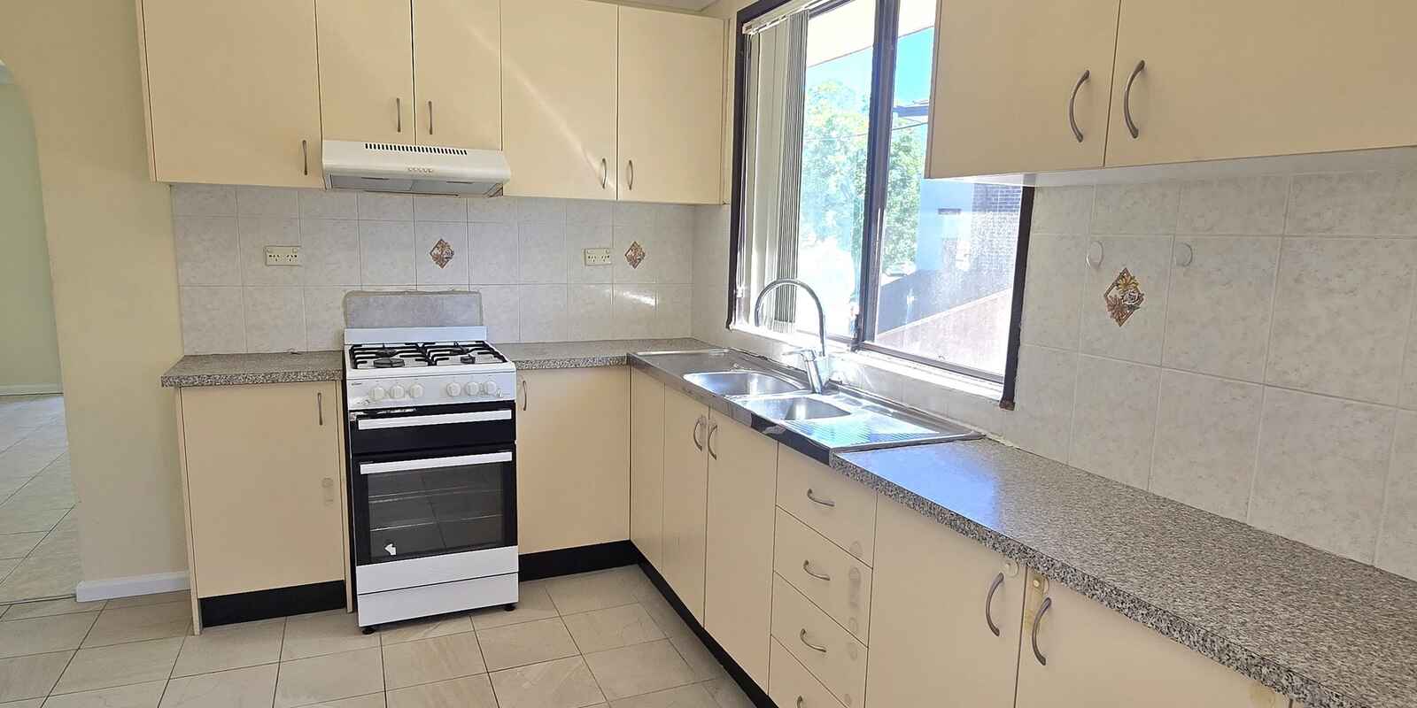 20 Chaucer Street Wetherill Park