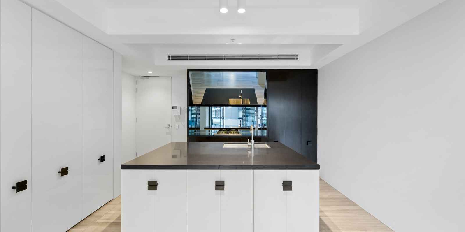 S306/178 Thomas Street Haymarket