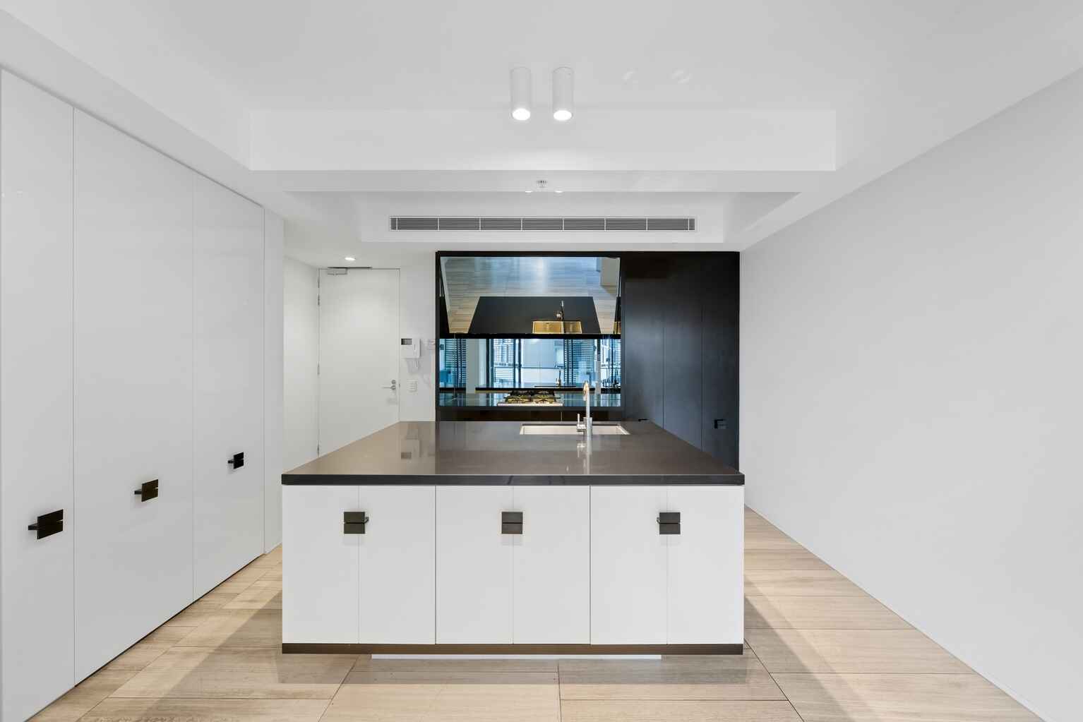 S306/178 Thomas Street Haymarket