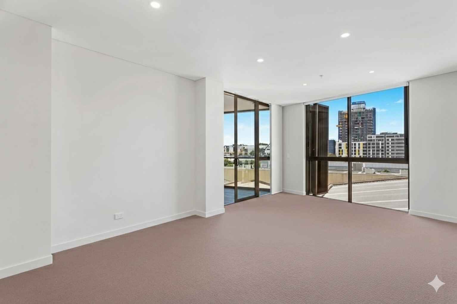 411/8 Sam Sing Street Waterloo