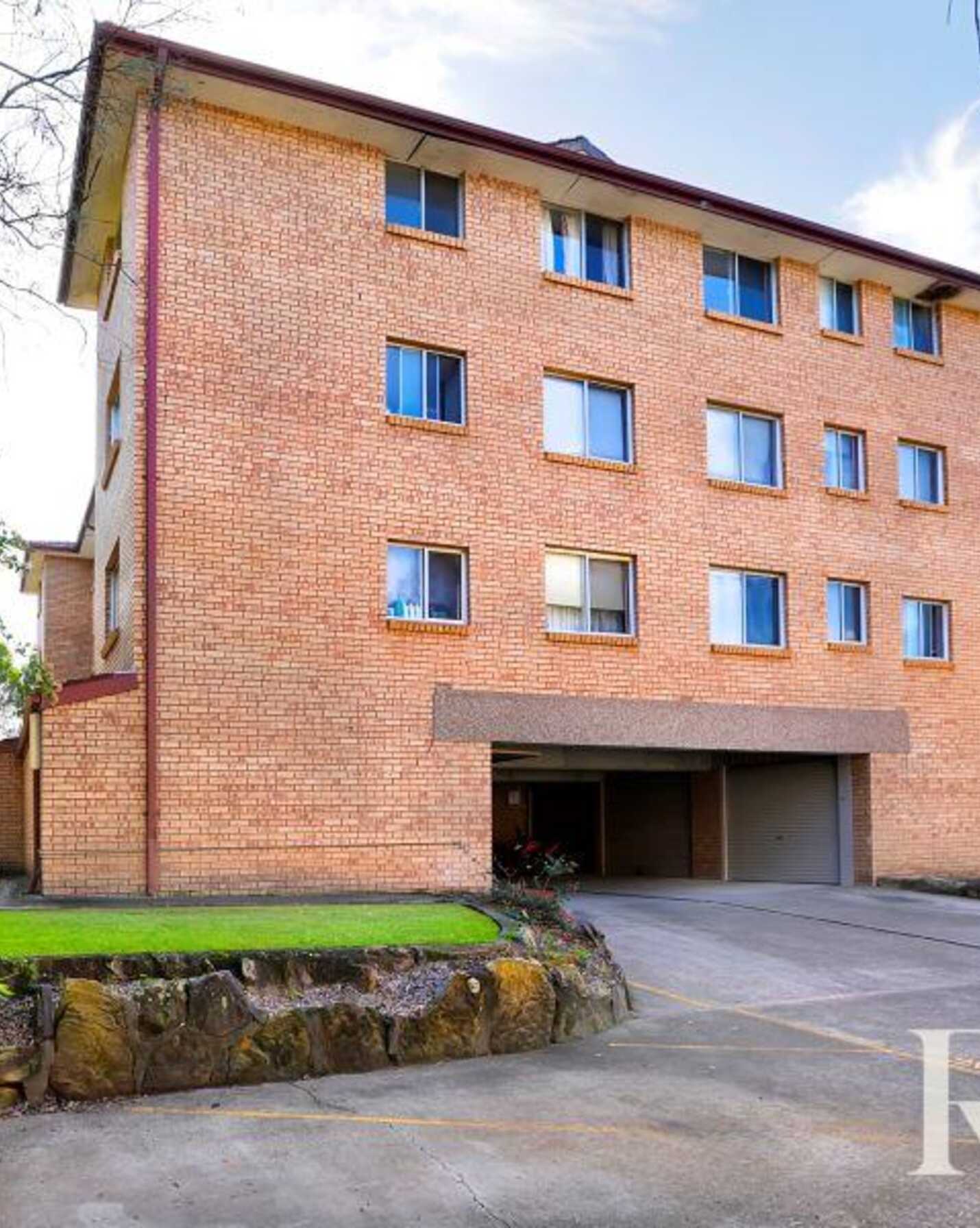 13/54 Park Avenue Kingswood