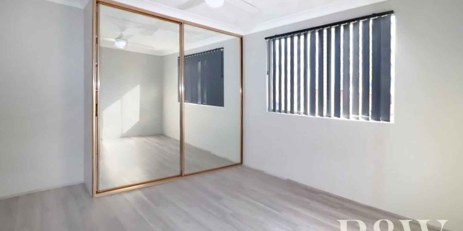 13/54 Park Avenue Kingswood