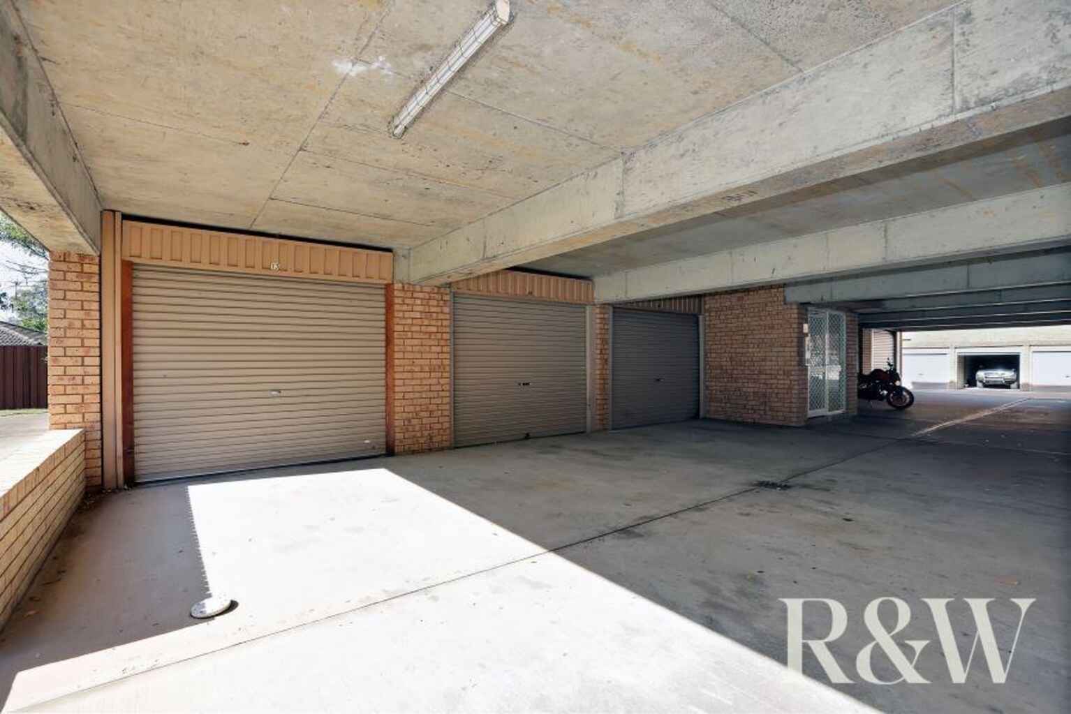 13/54 Park Avenue Kingswood