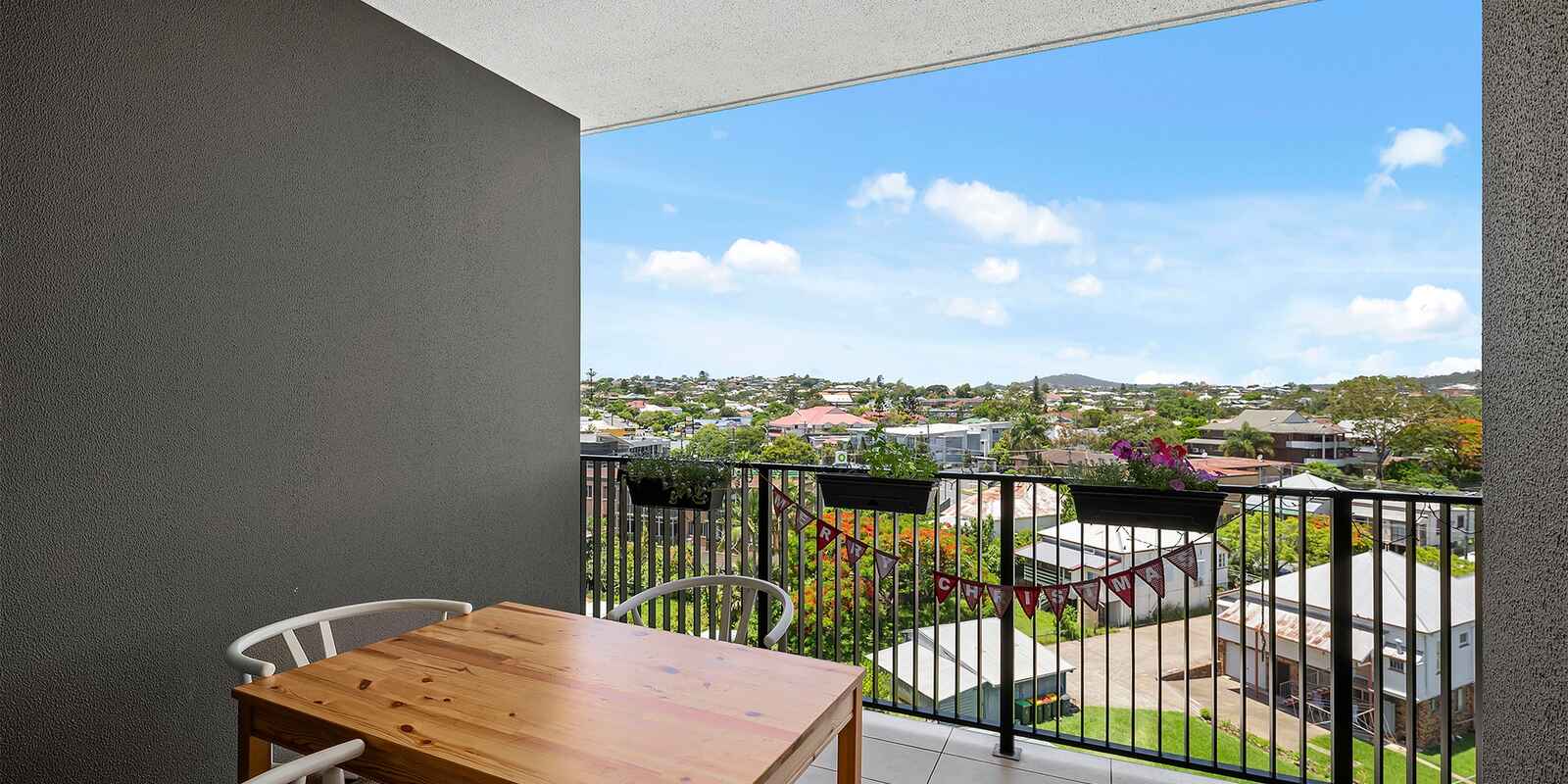 506/8 Zillah Street Stones Corner