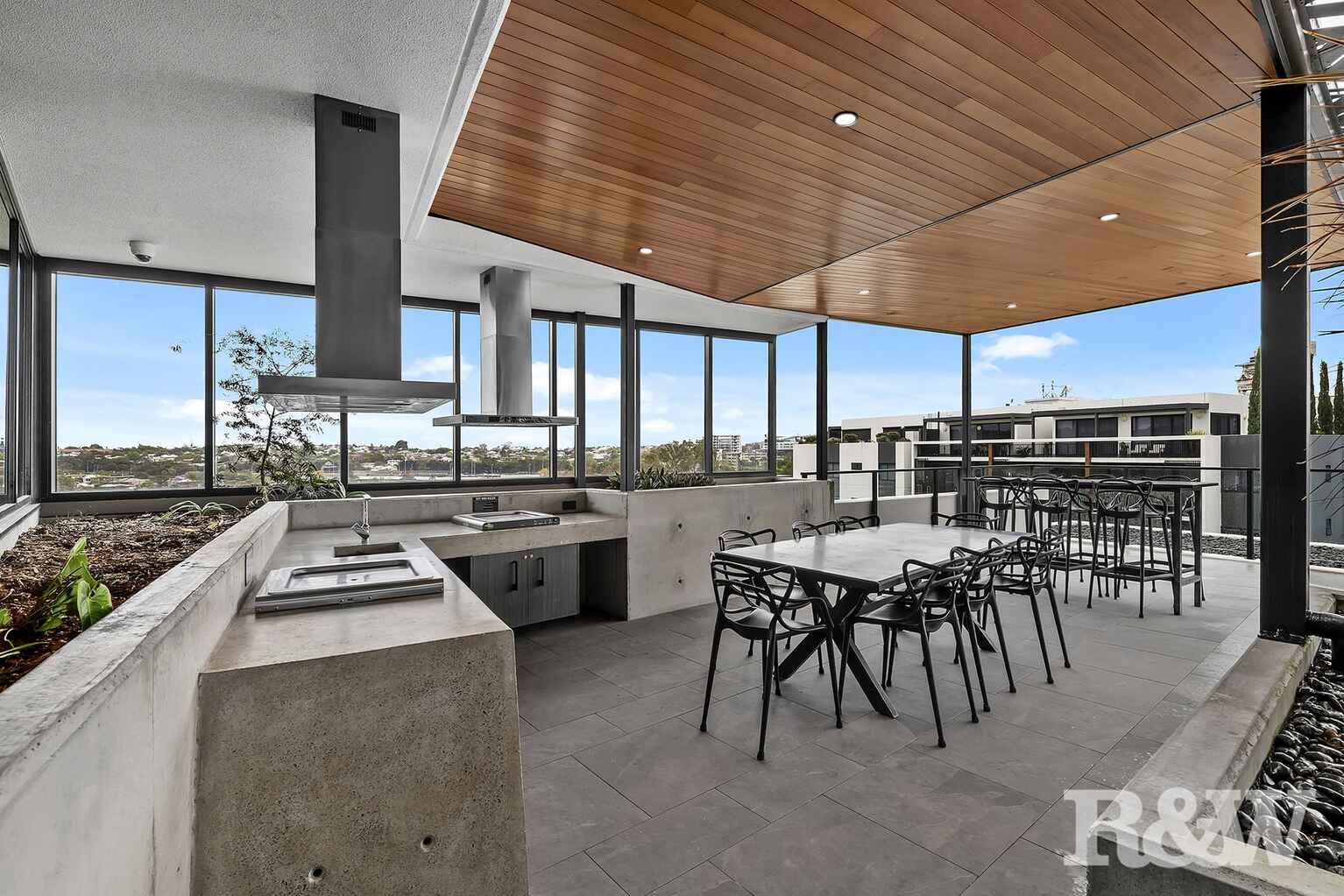 506/8 Zillah Street Stones Corner