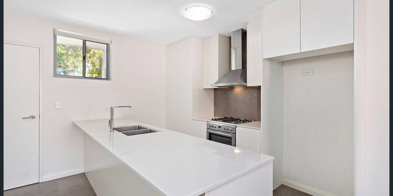21/19 CRANE STREET Homebush