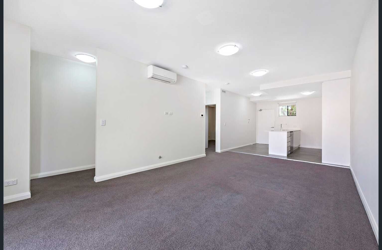 21/19 CRANE STREET Homebush