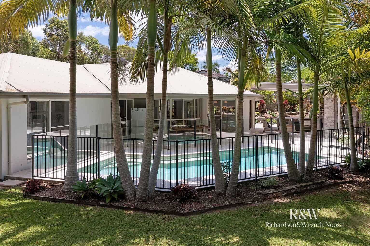 11 Dirum Court Tewantin 11 Dirum Court Tewantin