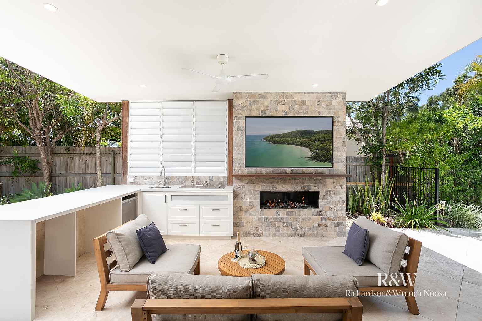 11 Dirum Court Tewantin 11 Dirum Court Tewantin