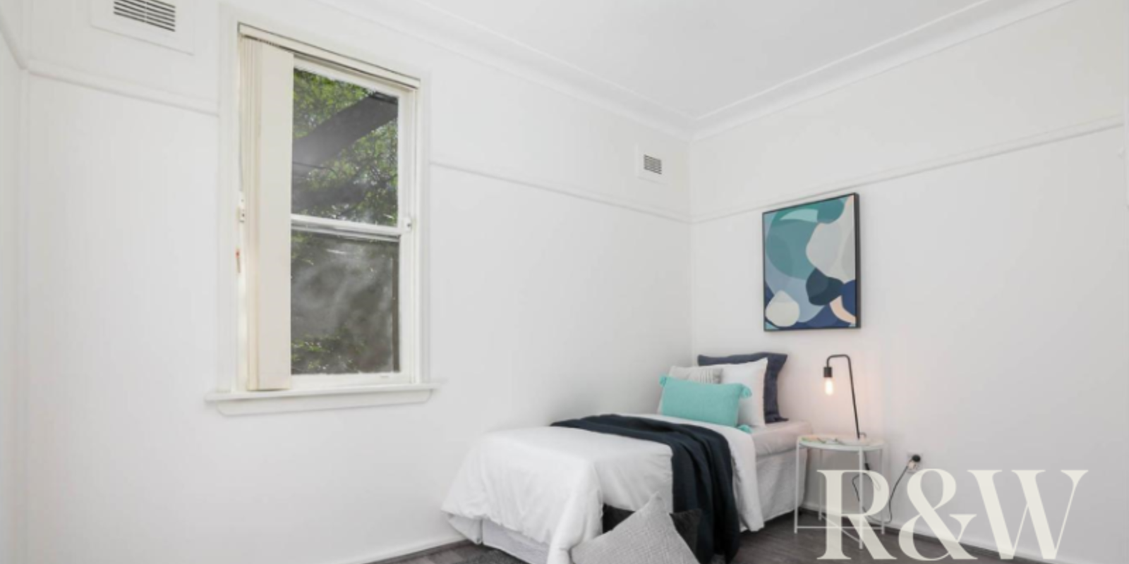 27 Moffat Drive Lalor Park