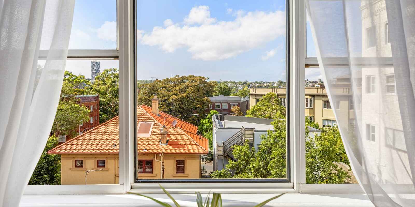 74/27 Ithaca Road Elizabeth Bay