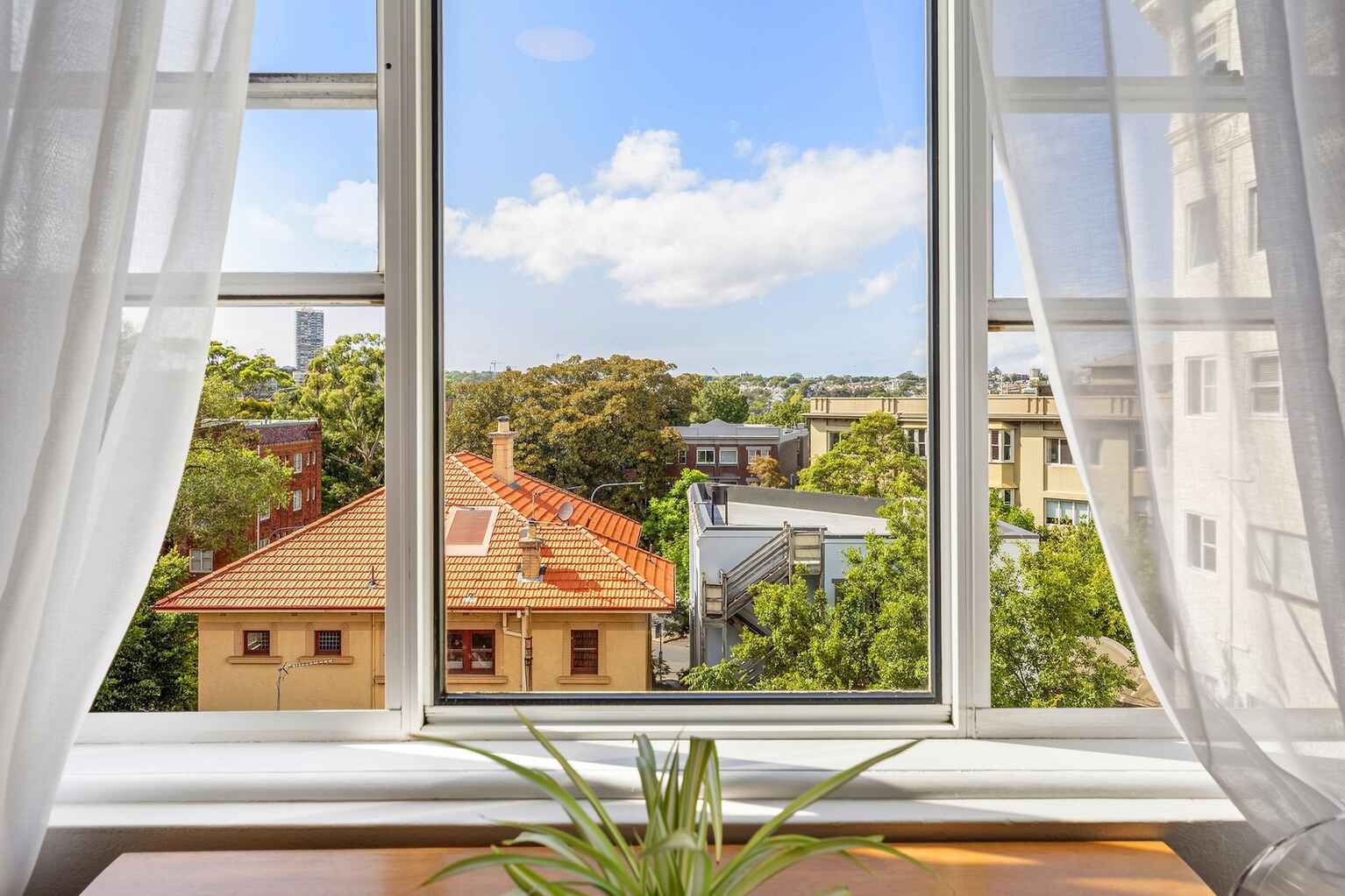 74/27 Ithaca Road Elizabeth Bay