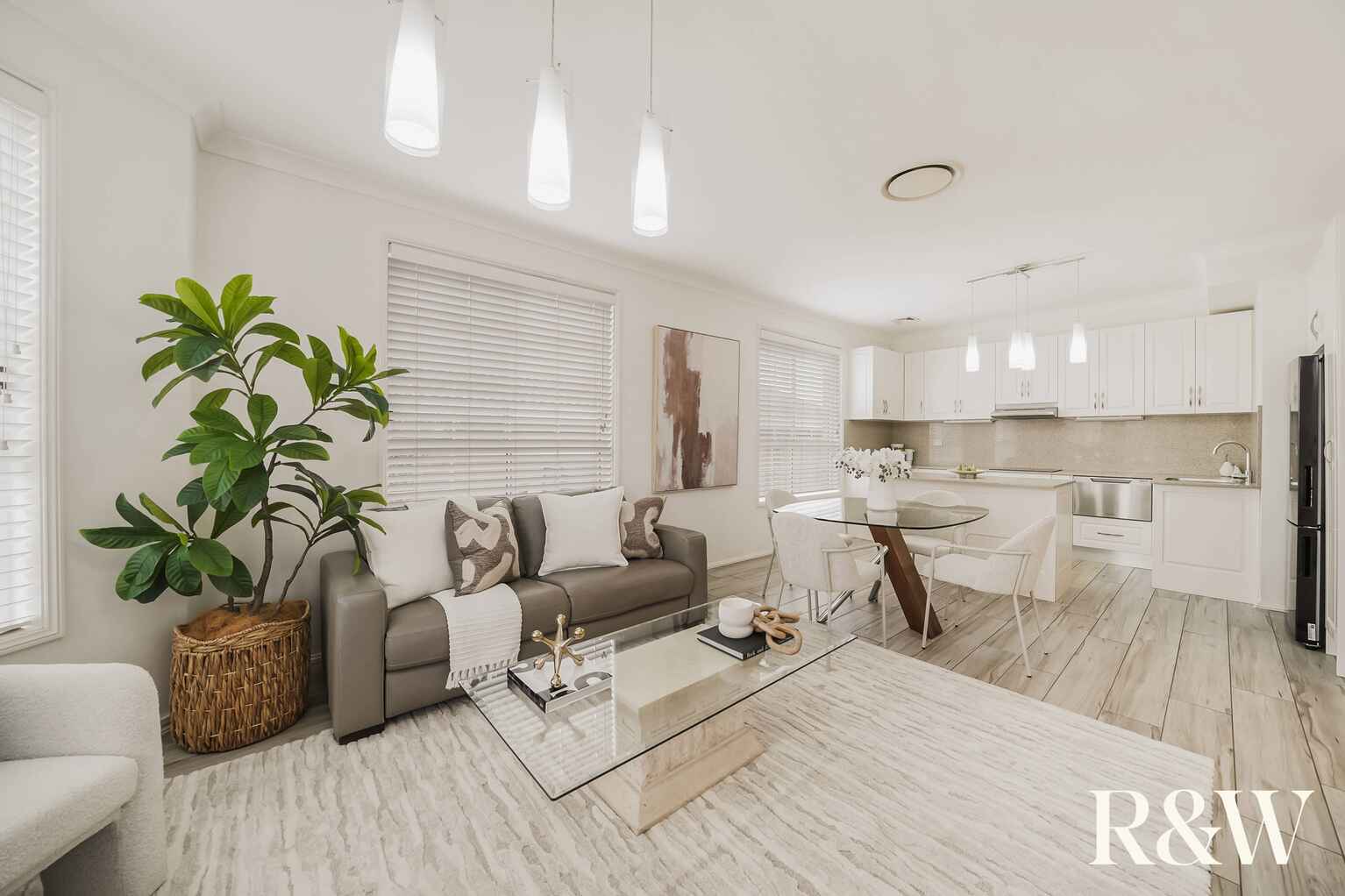 33 LORD CASTLEREAGH CIRCUIT Macquarie Links 33 LORD CASTLEREAGH CIRCUIT Macquarie Links