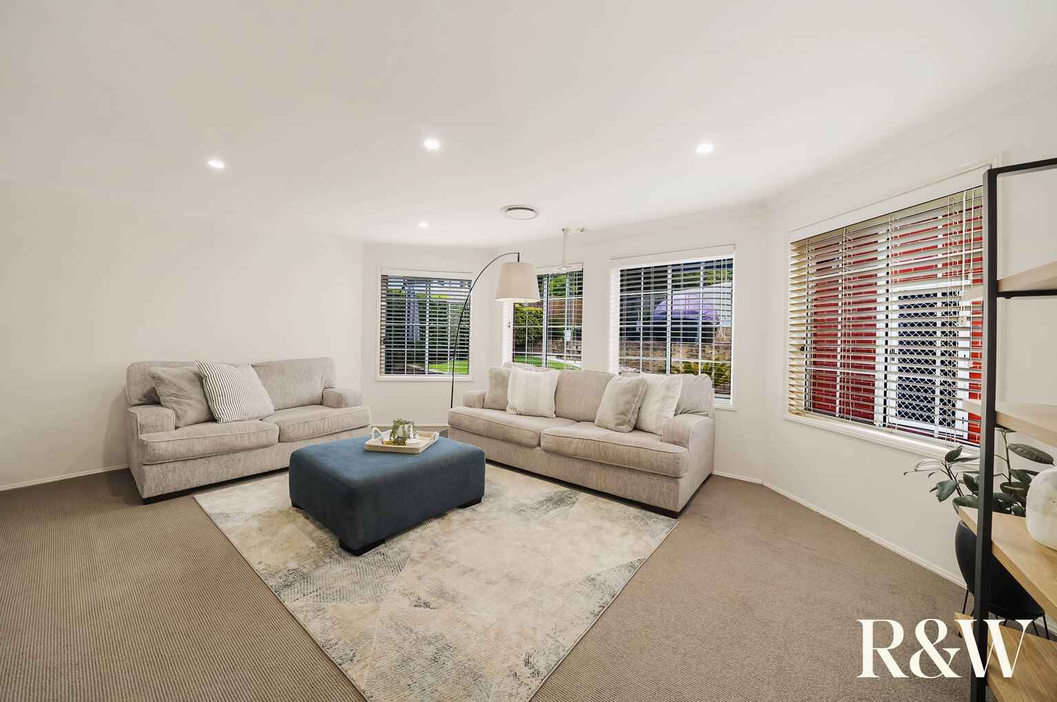 33 LORD CASTLEREAGH CIRCUIT Macquarie Links 33 LORD CASTLEREAGH CIRCUIT Macquarie Links