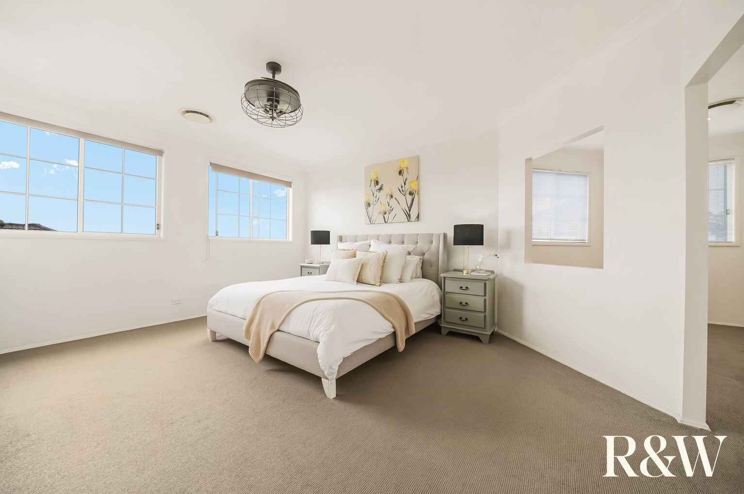 33 LORD CASTLEREAGH CIRCUIT Macquarie Links 33 LORD CASTLEREAGH CIRCUIT Macquarie Links