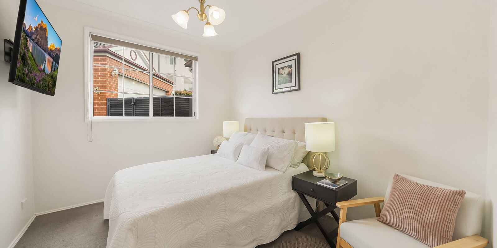 33 LORD CASTLEREAGH CIRCUIT Macquarie Links 33 LORD CASTLEREAGH CIRCUIT Macquarie Links