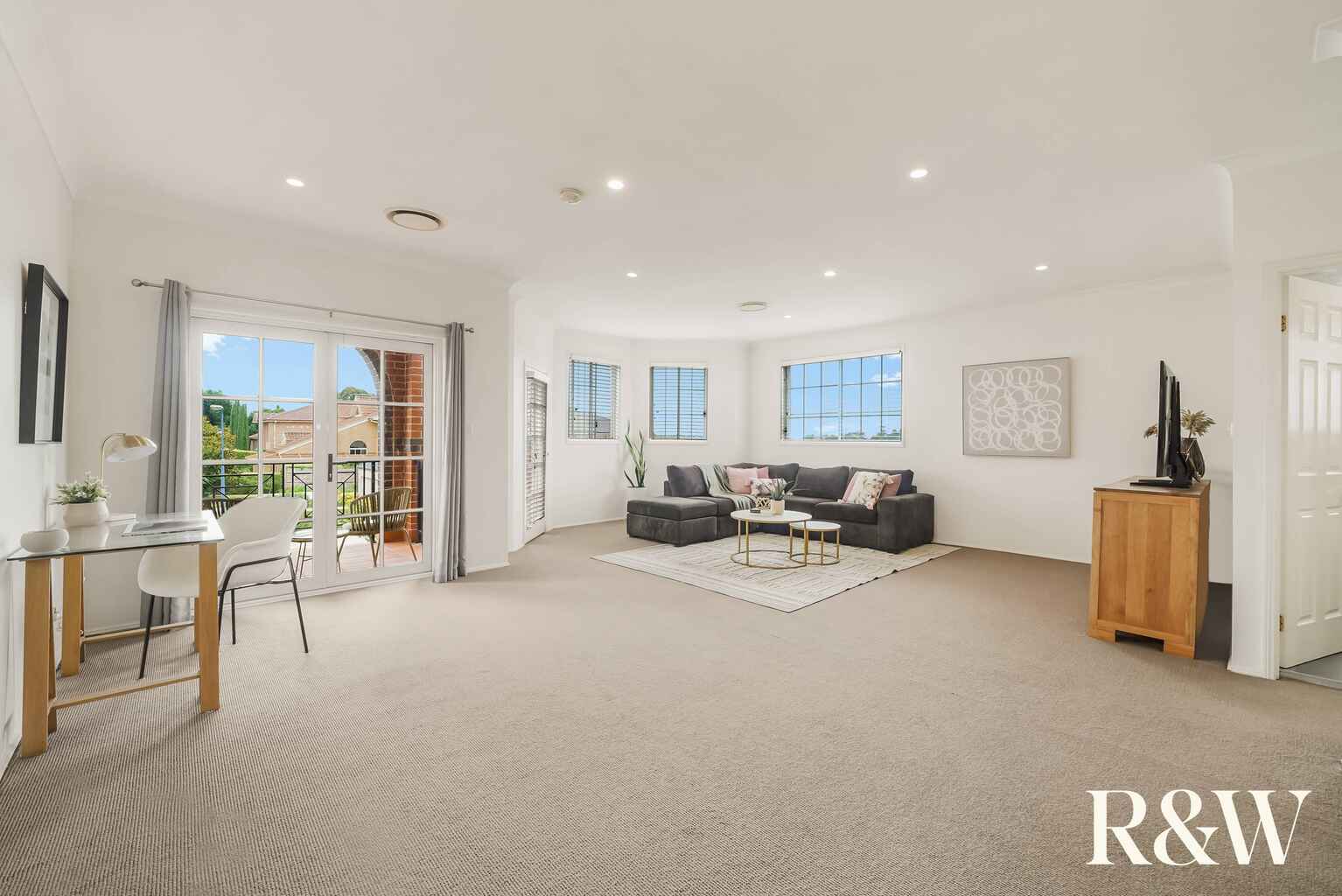 33 LORD CASTLEREAGH CIRCUIT Macquarie Links 33 LORD CASTLEREAGH CIRCUIT Macquarie Links