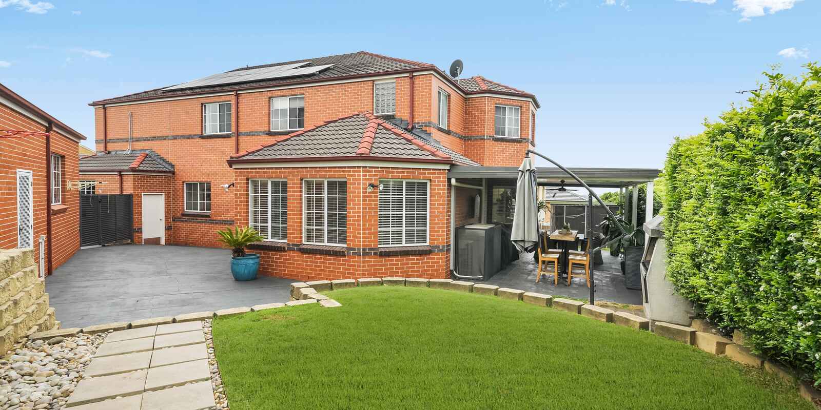 33 LORD CASTLEREAGH CIRCUIT Macquarie Links 33 LORD CASTLEREAGH CIRCUIT Macquarie Links