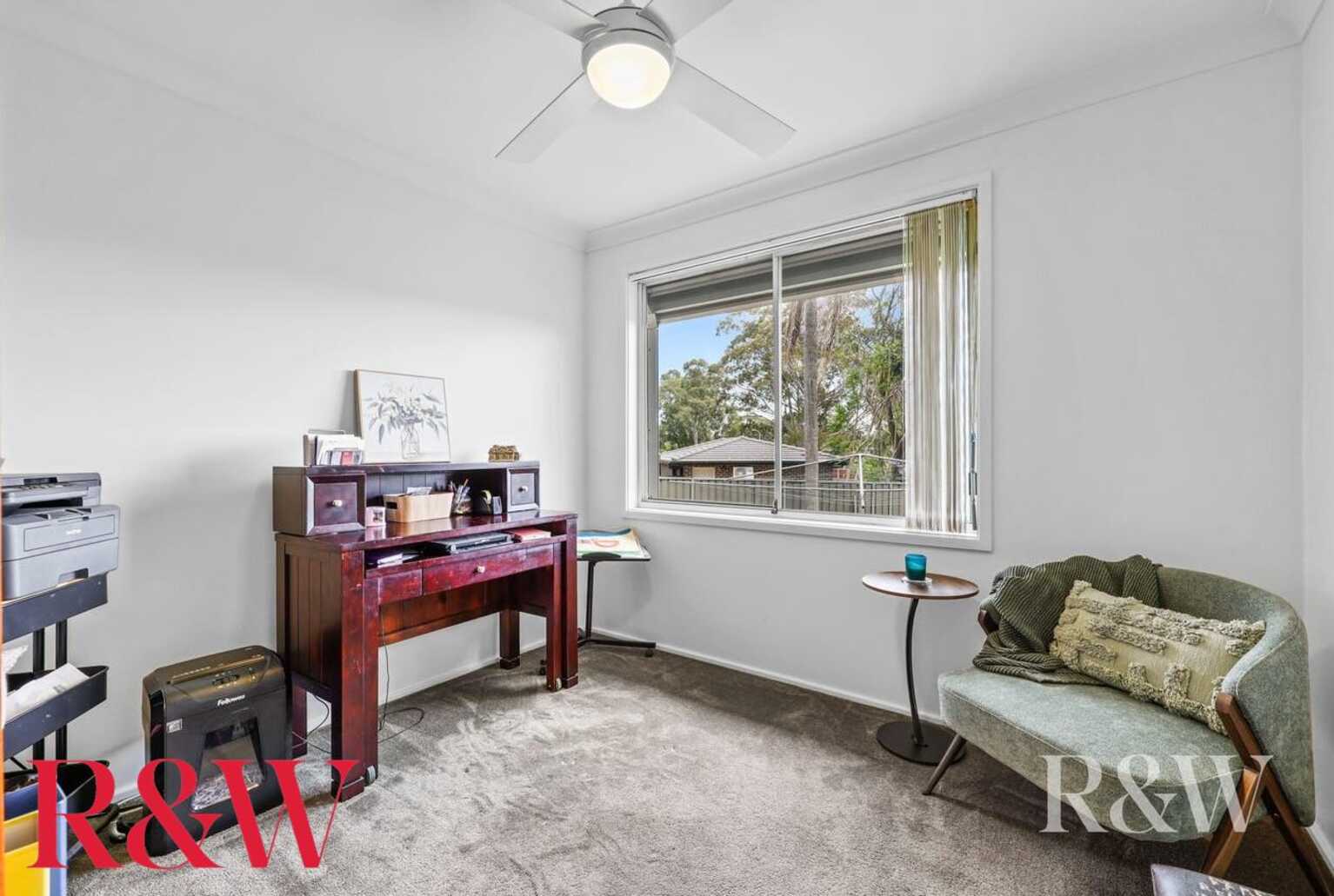 8 Swallow Place Ingleburn 8 Swallow Place Ingleburn