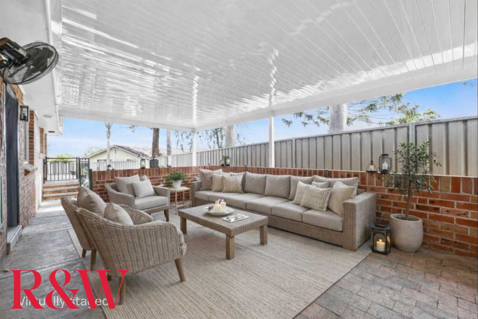 8 Swallow Place Ingleburn 8 Swallow Place Ingleburn