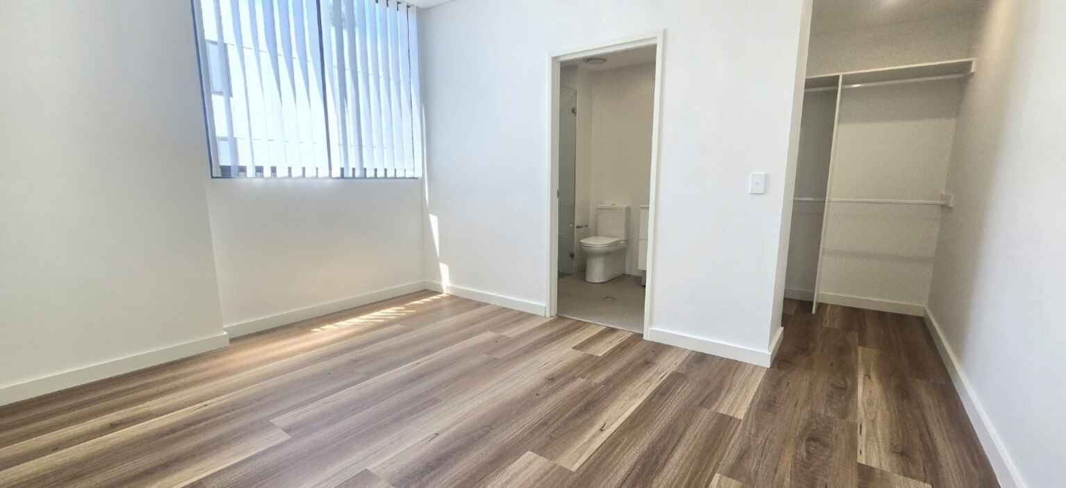 A705/8 The Crescent Fairfield