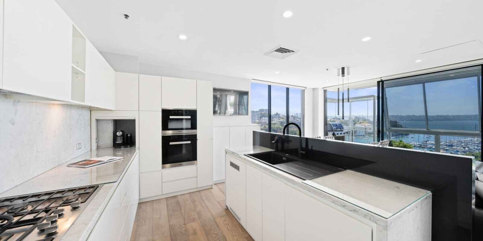 1002/85-97 New South Head Road Edgecliff