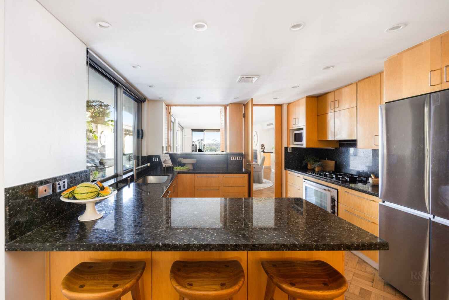 1/50 Mona Road Darling Point