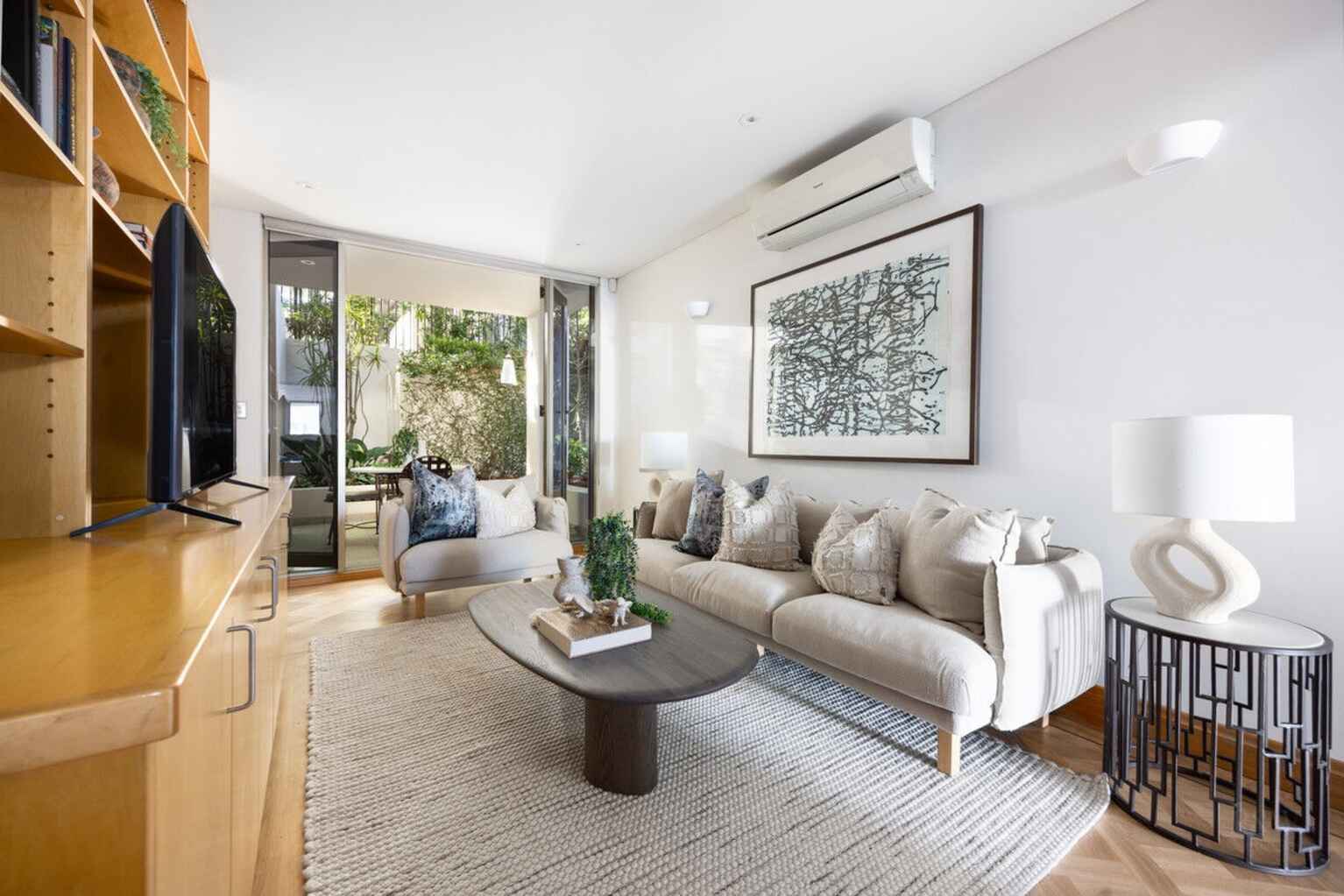 1/50 Mona Road Darling Point